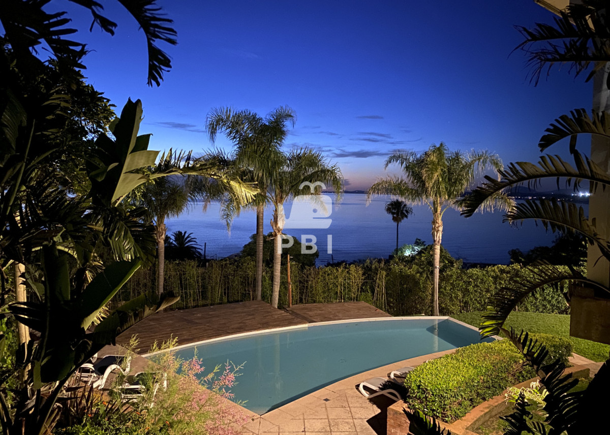 RXhjZXBjaW9uYWwgUHJvcGllZGFkIGVuIFJpbmNvbmFkYSBBbHRhIGNvbiBWaXN0YXMgSW5pZ3VhbGFibGVzIC0gUmVmIDogUEJJNzIz