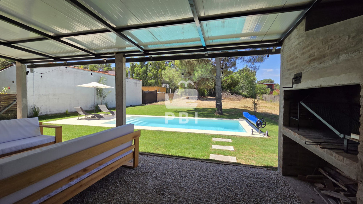 Q2FzYSAyIGRvcm1pdG9yaW9zIGVuIFB1bnRhIEJhbGxlbmEsIFRpbyBUb20gLSBSZWYgOiBQQkkxNTU0Mw==