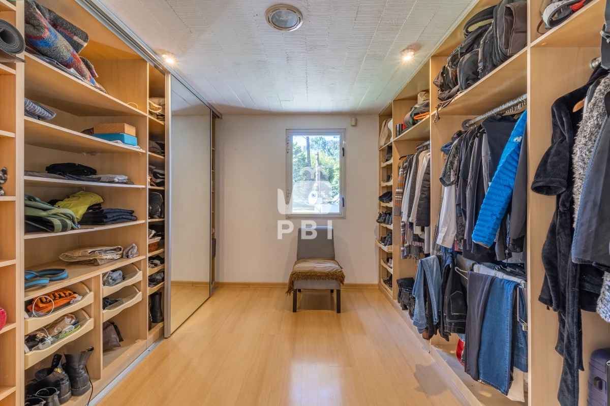 Q2FzYSBlbiB2ZW50YSBlbiBDbHViIERlbCBMYWdvLCBQdW50YSBCYWxsZW5hICAtIFJlZiA6IFBCSTE0OTE1