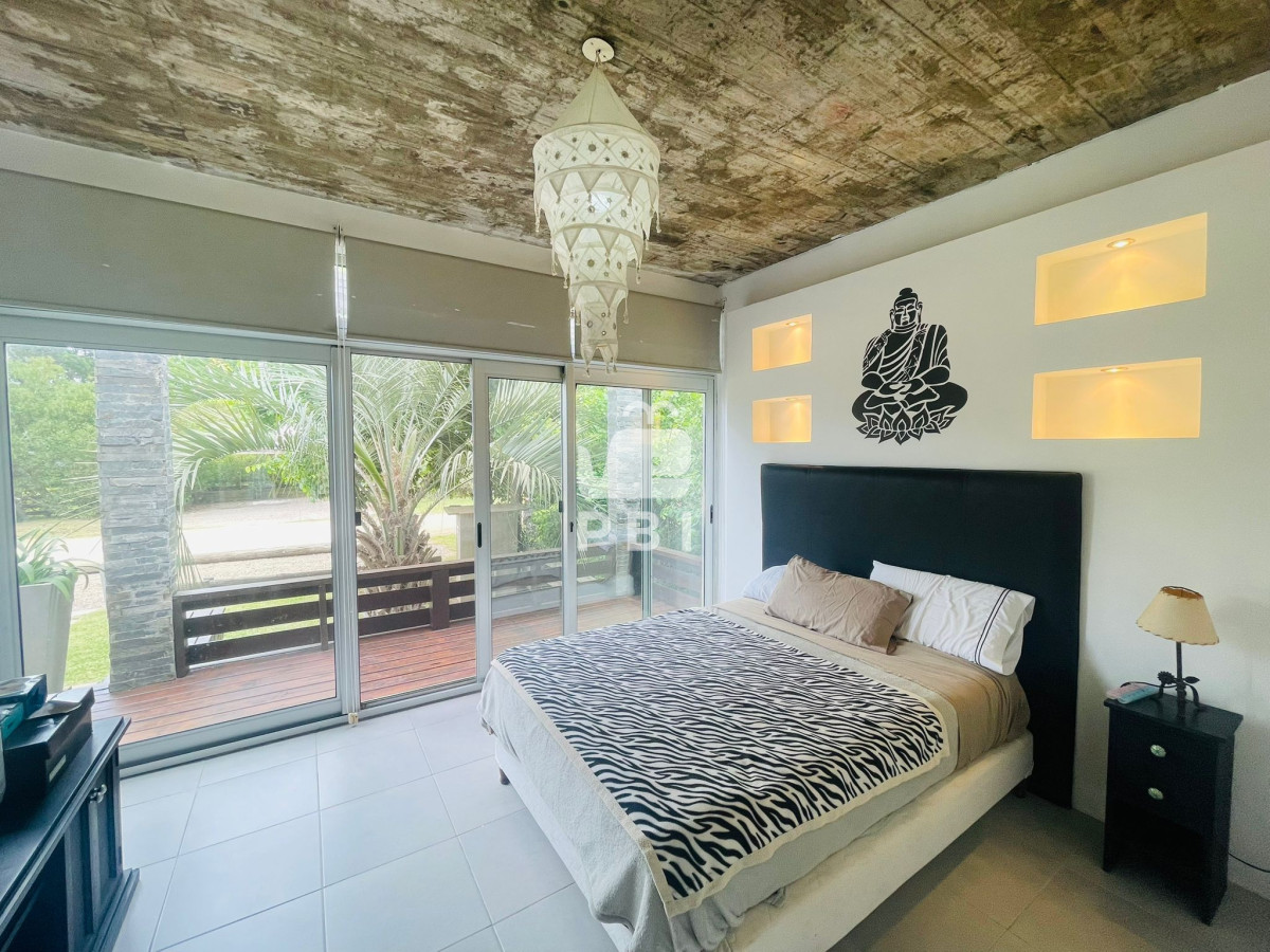 RXhjbHVzaXZhIHByb3BpZWRhZCBhIHBhc29zIGRlbCBtYXIgLSAgLSBSZWYgOiBQQkkxNTQwNg==