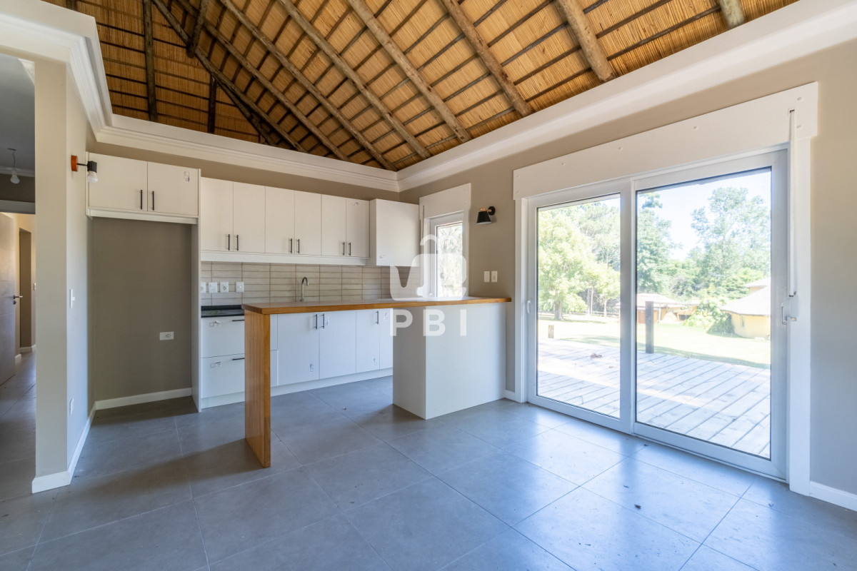 Q2FzYSBlbiB2ZW50YSBlbiBNYWxkb25hZG8sIE1hbGRvbmFkby4gLSBSZWYgOiBQQkkxNTU3MQ==