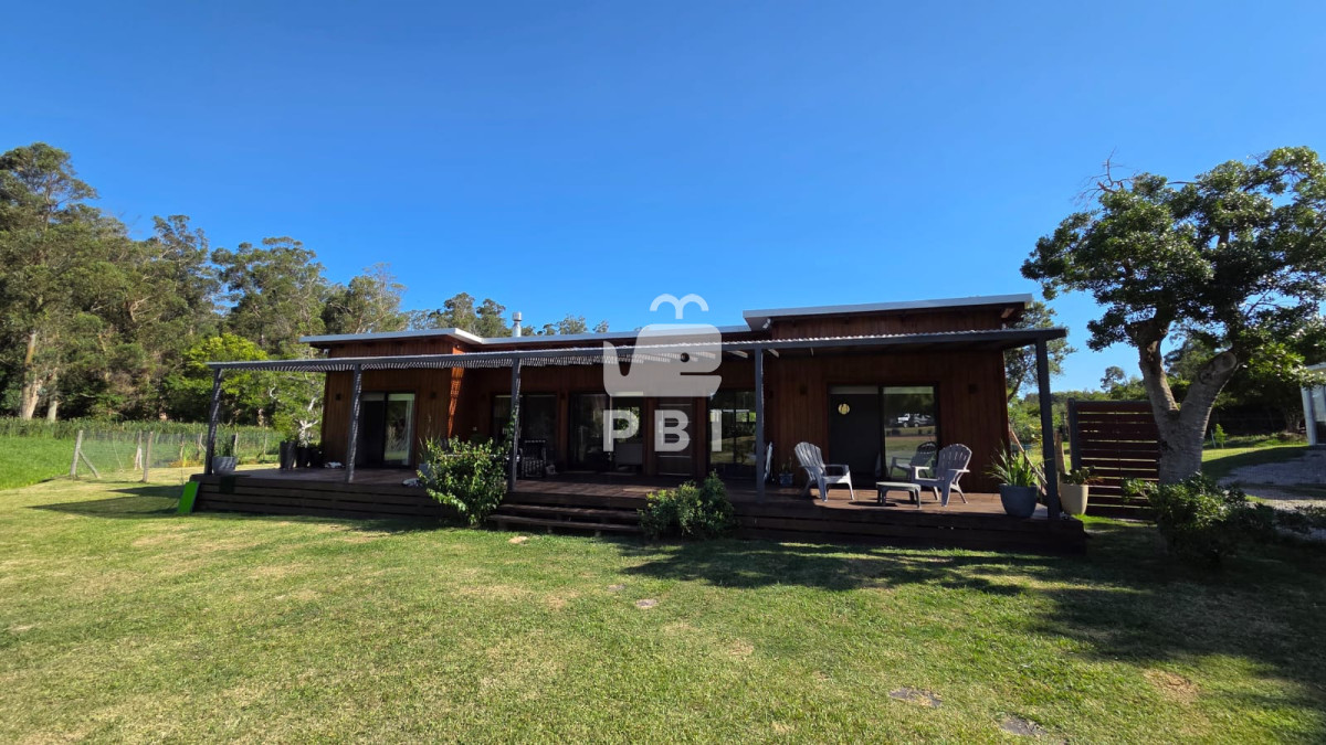 Q2FzYSAzIERPUk1JVE9SSU9TIGVuIGNhbWlubyBMdXNzaWNoIC0gUmVmIDogUEJJMTQyMDY=