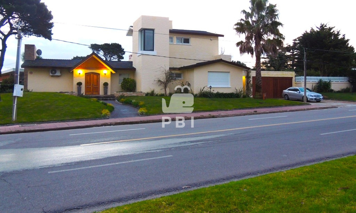 Mansa - GoPunta - Portal Inmobiliario de Punta del Este - Maldonado