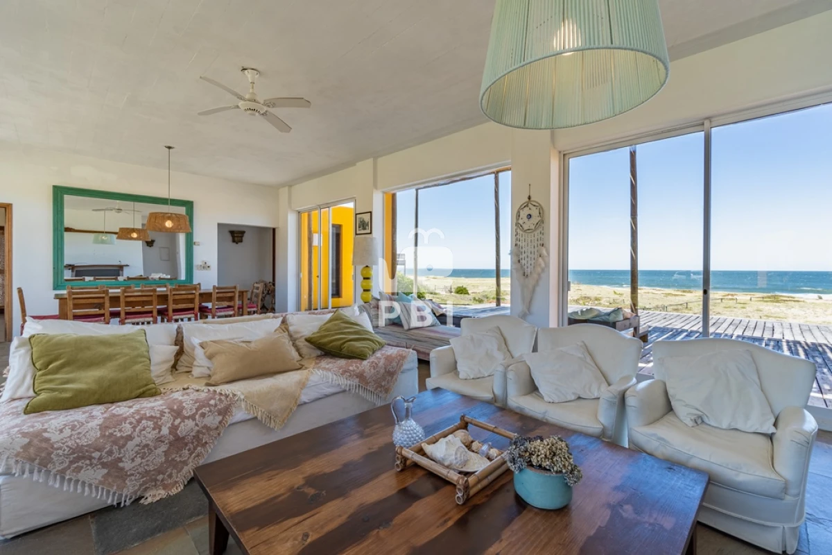 Q2FzYSA0IERPUk1JVE9SSU9TIGVuIEJhaGlhIGRlbCBQaW5hciwgUHVudGEgQmFsbGVuYSAtIFJlZiA6IFBCSTI2NDU=