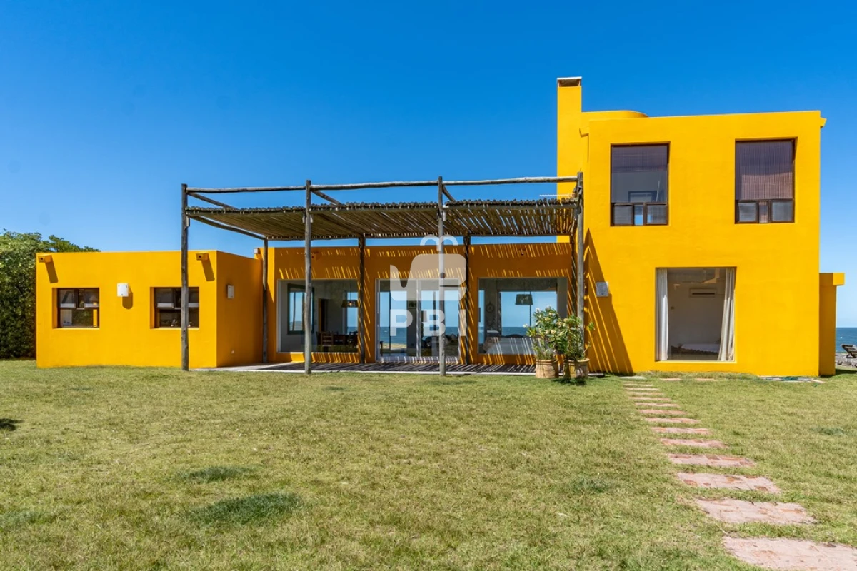 Q2FzYSA0IERPUk1JVE9SSU9TIGVuIEJhaGlhIGRlbCBQaW5hciwgUHVudGEgQmFsbGVuYSAtIFJlZiA6IFBCSTI2NDU=