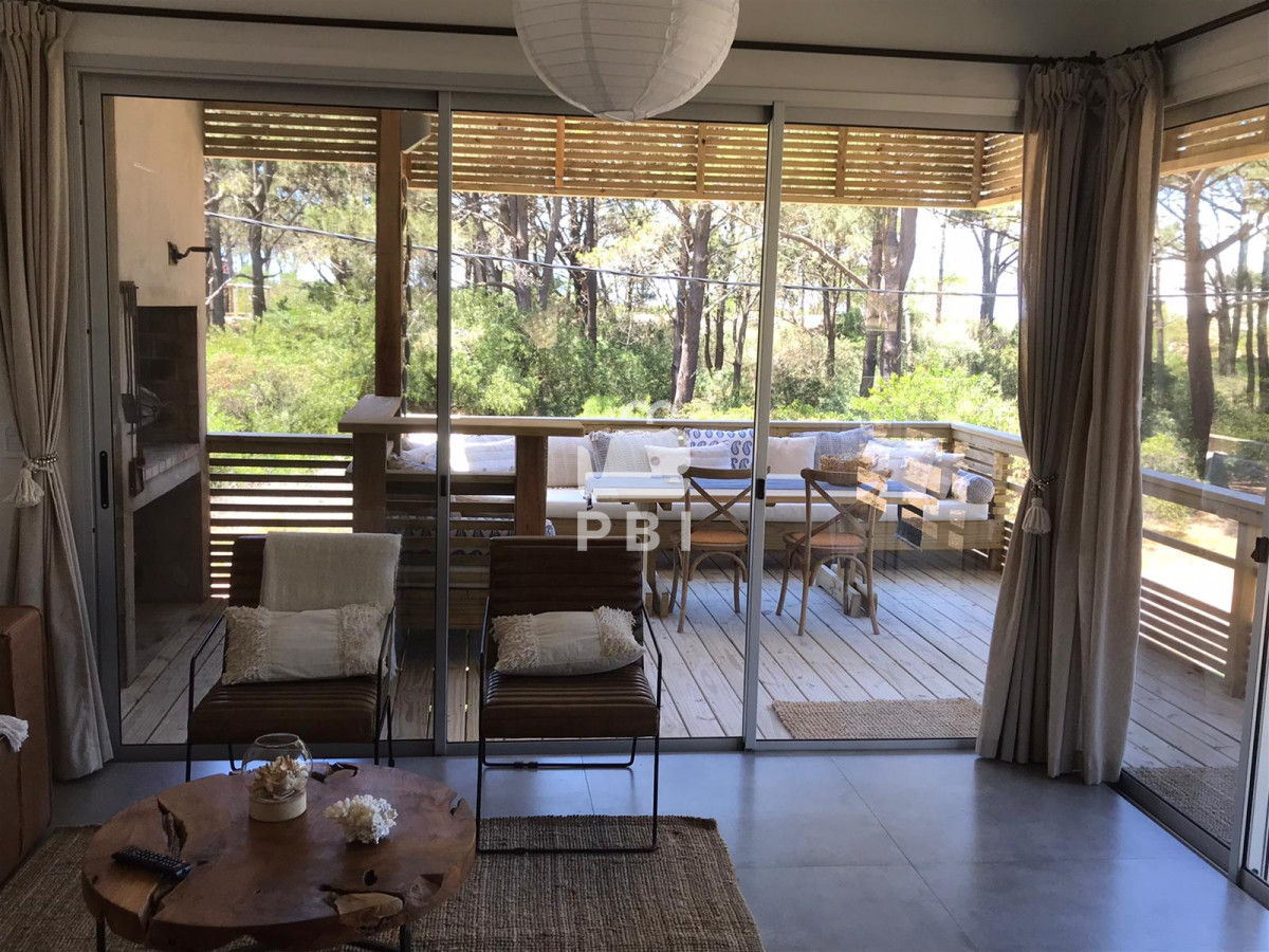 Q2FzYSAyIERPUk1JVE9SSU9TIGVuIENoaWh1YWh1YSwgTWFsZG9uYWRvIC0gUmVmIDogUEJJMTk4NA==