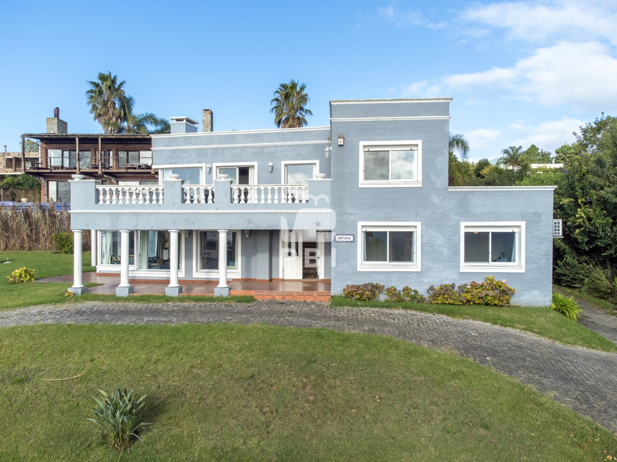 Lomo de la Ballena - GoPunta - Portal Inmobiliario de Punta del Este - Maldonado