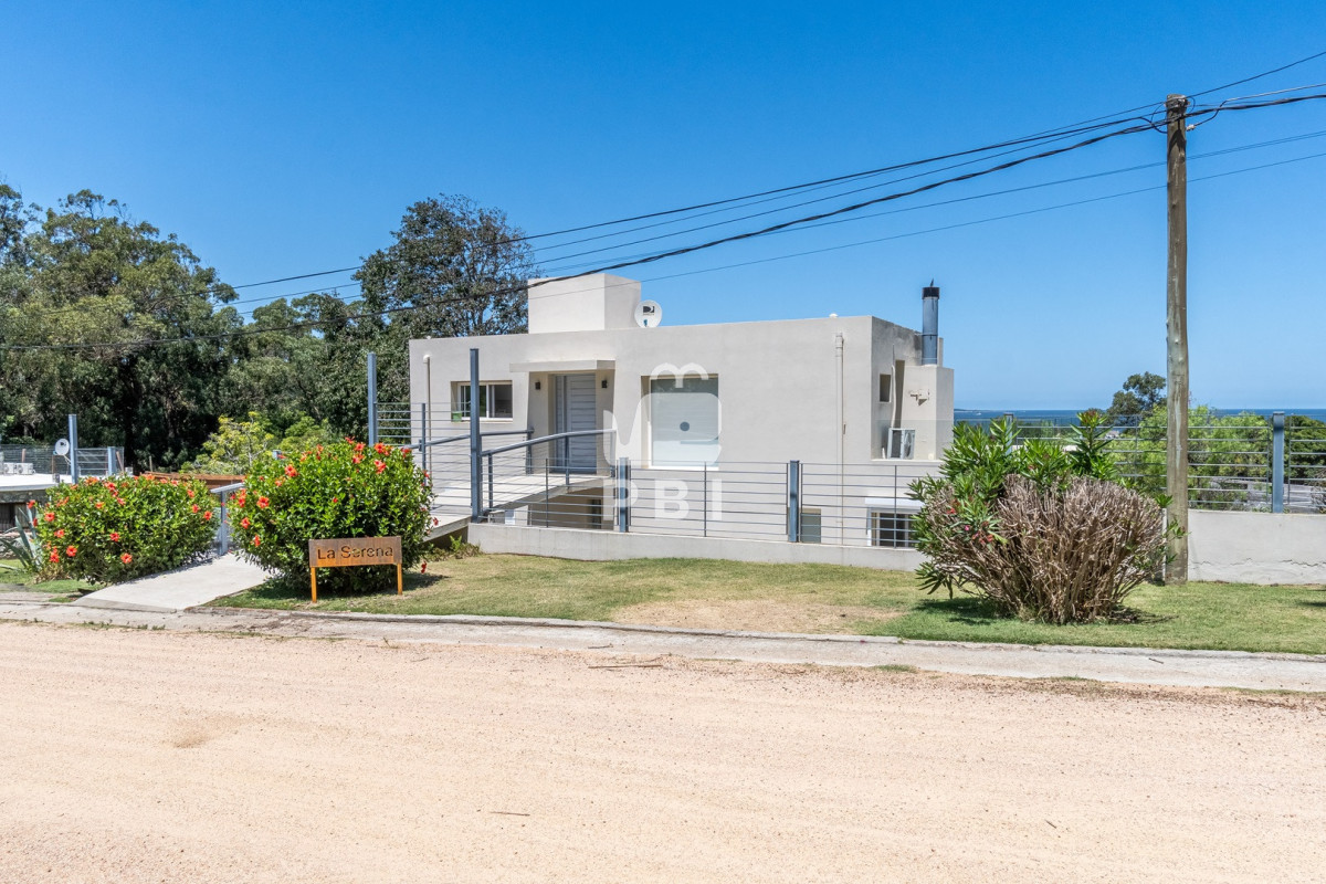 Q2FzYSBlbiB2ZW50YSBlbiBMYXMgR3J1dGFzLCBQdW50YSBCYWxsZW5hICAtIFJlZiA6IFBCSTE1NTM0