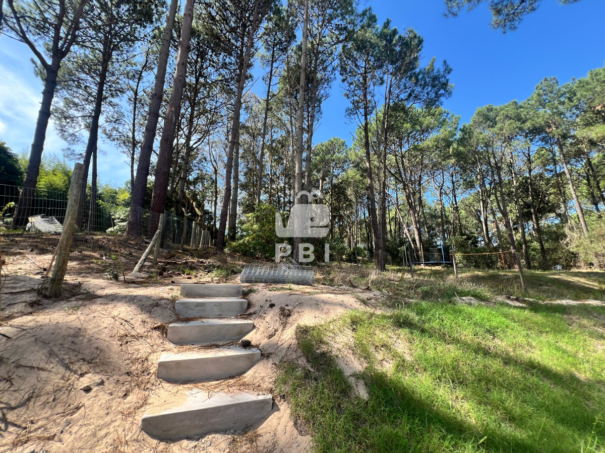 Q2FzYSBlbiB2ZW50YSBlbiBDbHViIERlbCBMYWdvLCBQdW50YSBCYWxsZW5hICAtIFJlZiA6IFBCSTE0NzAy