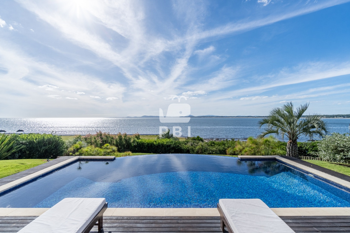 Lomo de la Ballena - GoPunta - Portal Inmobiliario de Punta del Este - Maldonado