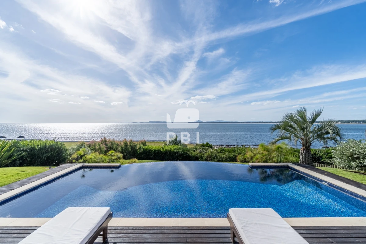Lomo de la Ballena - GoPunta - Portal Inmobiliario de Punta del Este - Maldonado