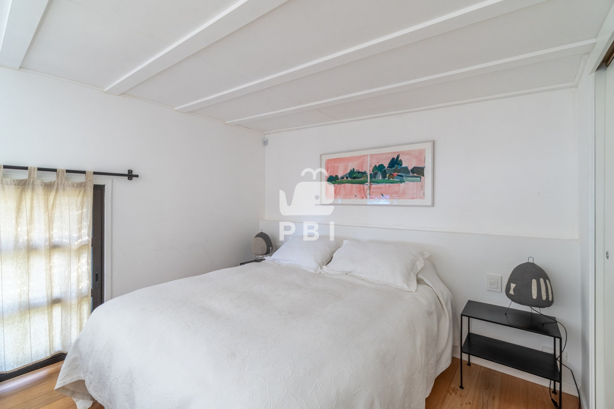 Q2FzYSBmcmVudGUgYSBsYSBMYWd1bmEgZGVsIFNhdWNlIC0gUmVmIDogUEJJMTUwODU=