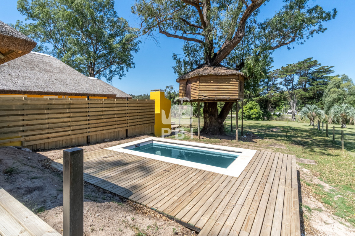 Q2FzYSBlbiB2ZW50YSBlbiBNYWxkb25hZG8sIE1hbGRvbmFkby4gLSBSZWYgOiBQQkkxNTU3MQ==