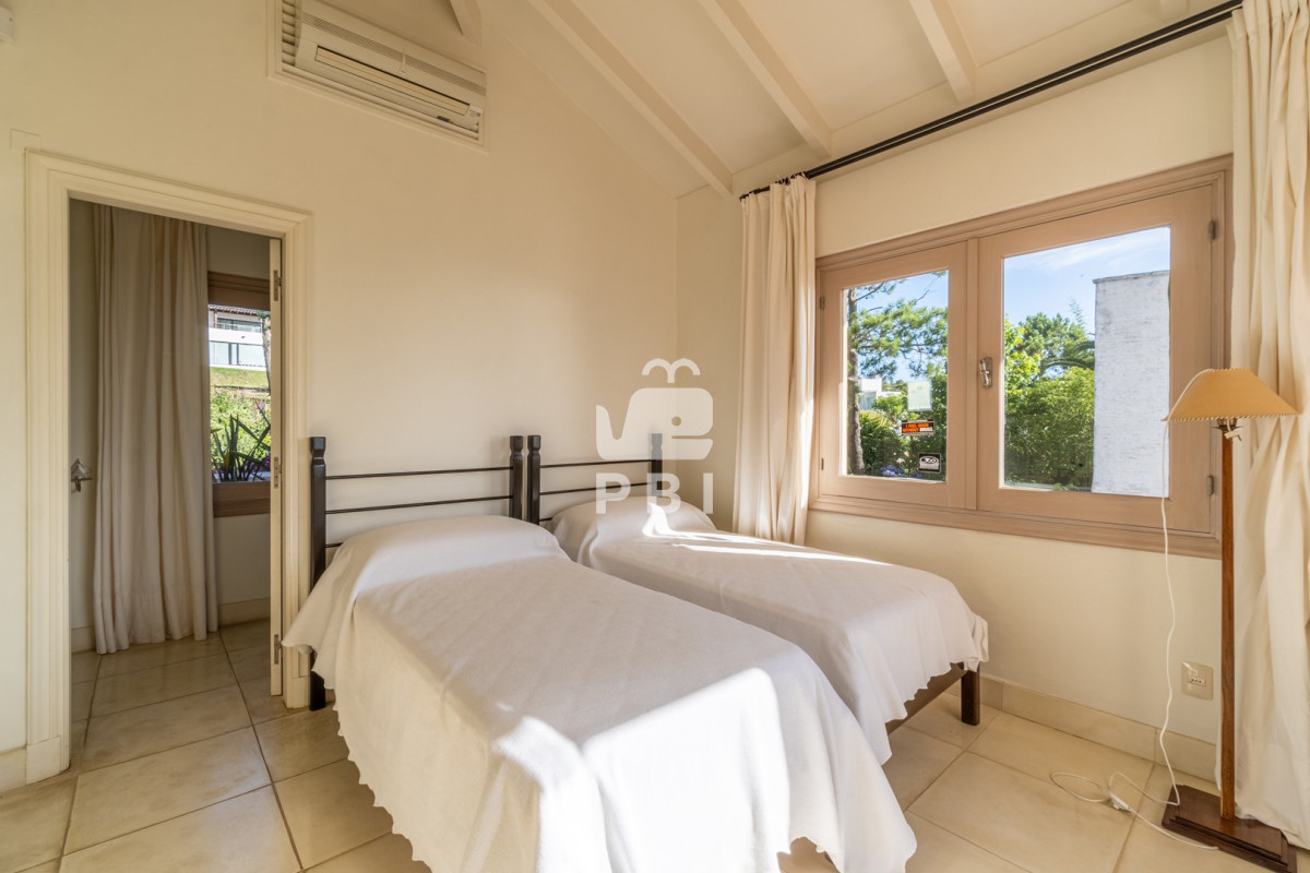 Q2FzYSBlbiB2ZW50YSBMb21vIERlIExhIEJhbGxlbmEgIDQgZG9ybWl0b3Jpb3MgLSBSZWYgOiBQQkkyMDY=