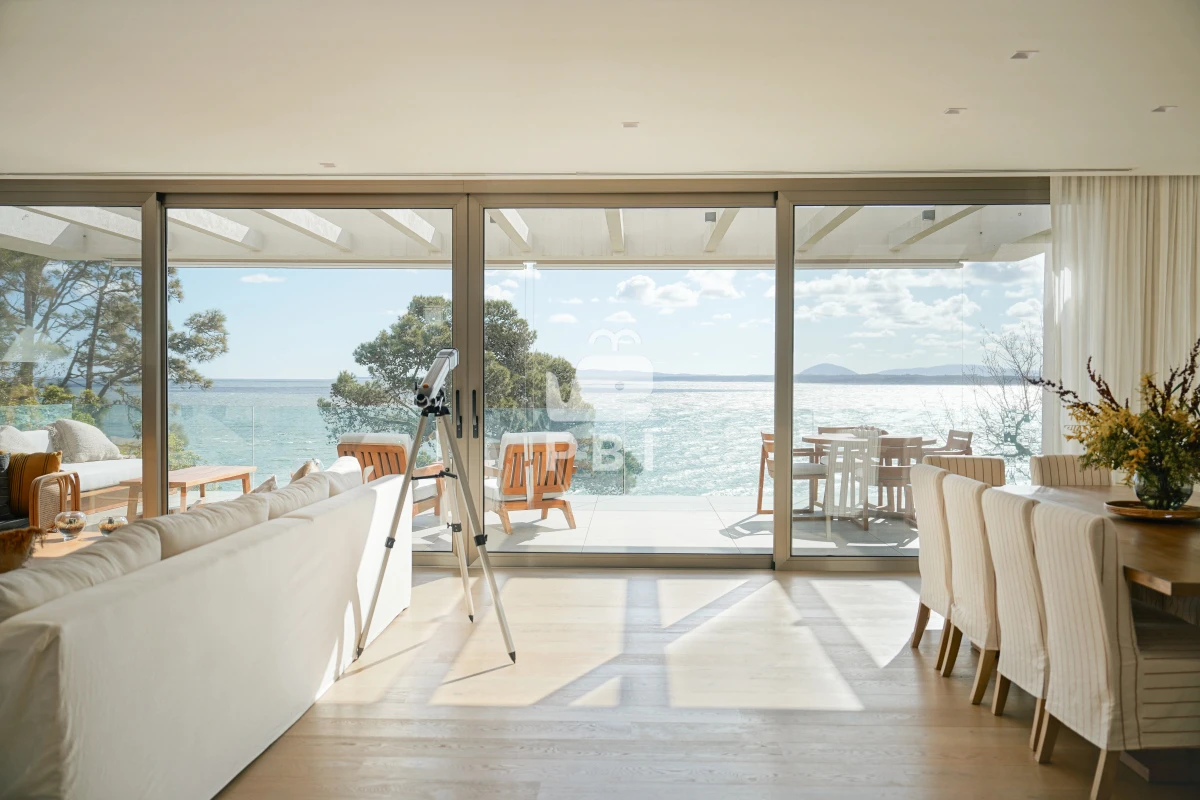 UmVzaWRlbmNpYSBkZSBMdWpvIHNvYnJlIGVsIG1hciBlbiB2ZW50YSBlbiBlbCBMb21vIGRlIGxhIEJhbGxlbmEsIFB1bnRhIEJhbGxlbmEgIC0gUmVmIDogUEJJMTQ1NzU=