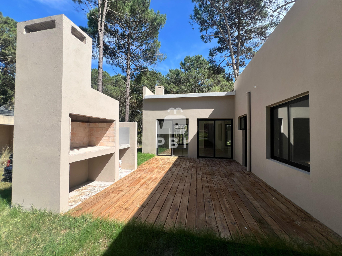 Q2FzYSBlbiB2ZW50YSBlbiBDbHViIERlbCBMYWdvLCBQdW50YSBCYWxsZW5hICAtIFJlZiA6IFBCSTE0NzAy