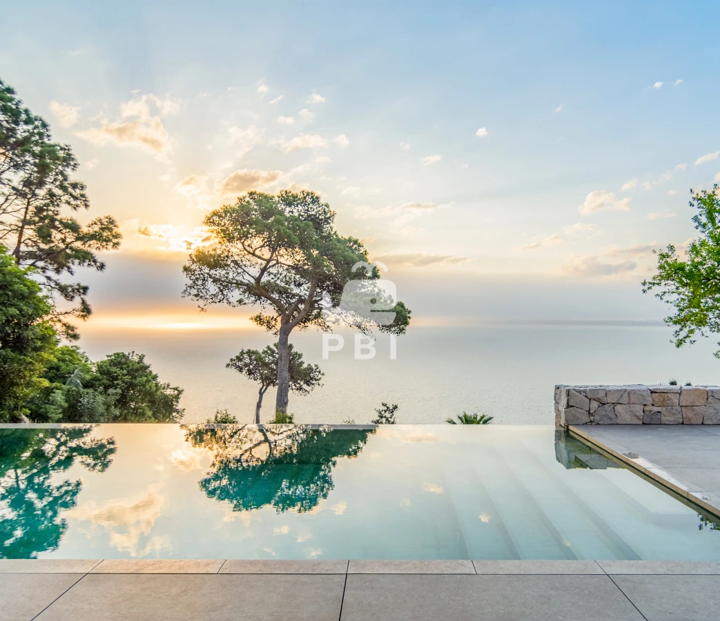 UmVzaWRlbmNpYSBkZSBMdWpvIHNvYnJlIGVsIG1hciBlbiB2ZW50YSBlbiBlbCBMb21vIGRlIGxhIEJhbGxlbmEsIFB1bnRhIEJhbGxlbmEgIC0gUmVmIDogUEJJMTQ1NzU=