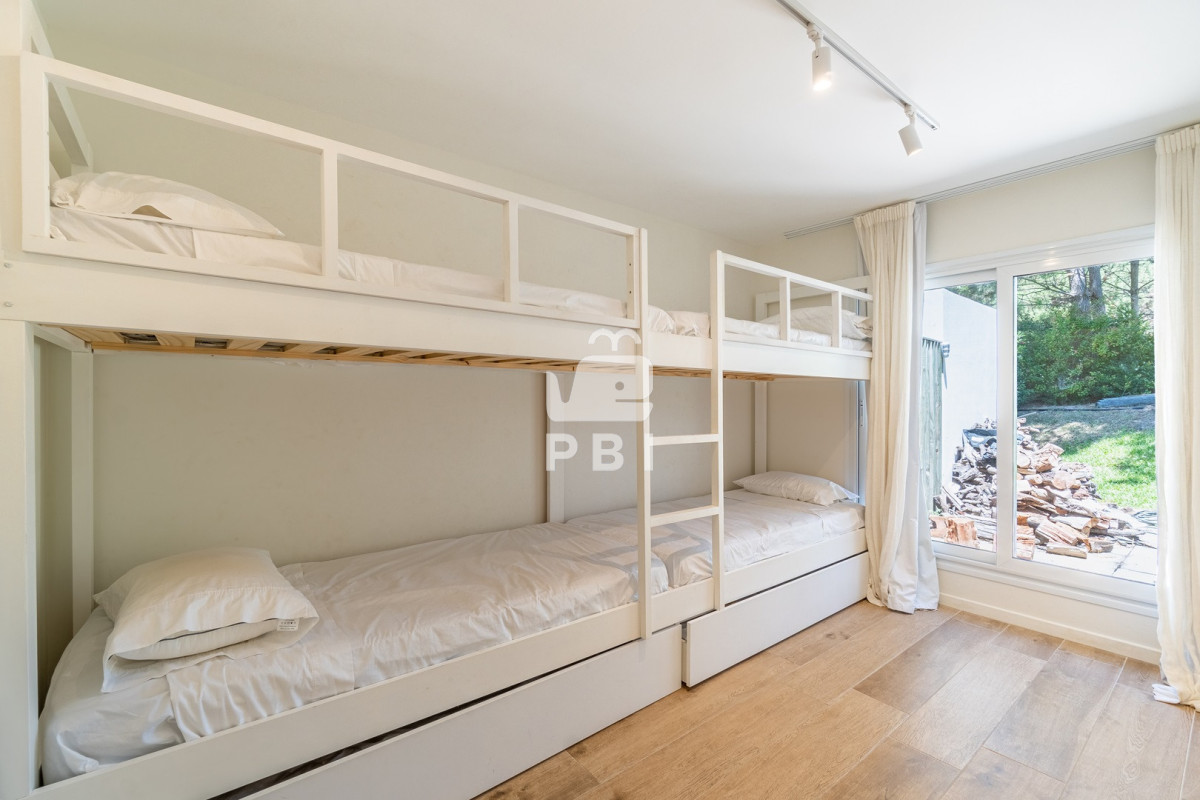 Q2FzYSBlbiB2ZW50YSBlbiBBY3JlcyBkZSBTb2xhbmFzLCBQdW50YSBCYWxsZW5hICAtIFJlZiA6IFBCSTE1NjU2