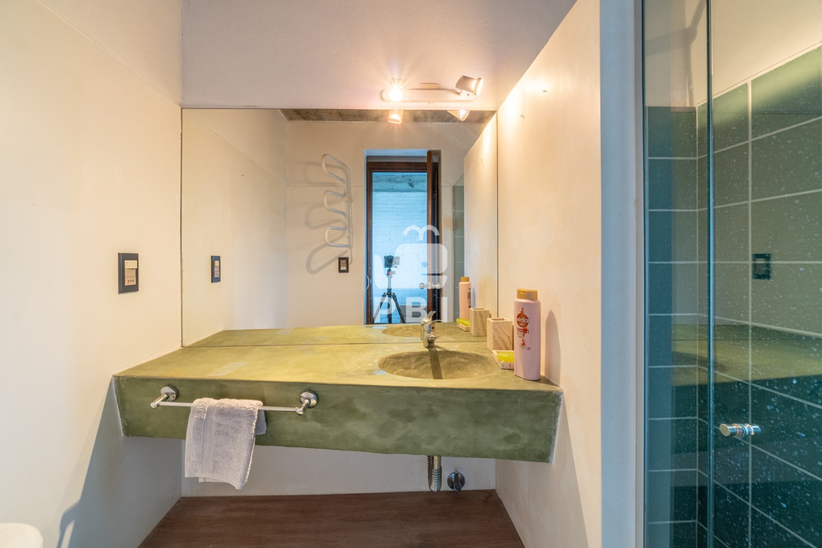 Q2FzYSBlbiBMb21vIERlIExhIEJhbGxlbmEgNSBkb3JtaXRvcmlvcyAtIFJlZiA6IFBCSTE3OTg=