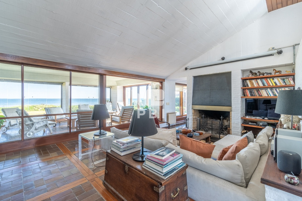 Q2FzYSA1IERPUk1JVE9SSU9TIGVuIFNvbGFuYSwgUHVudGEgQmFsbGVuYS4gLSBSZWYgOiBQQkk5Mw==