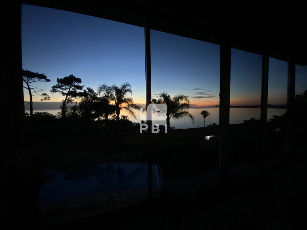 RXhjZXBjaW9uYWwgUHJvcGllZGFkIGVuIFJpbmNvbmFkYSBBbHRhIGNvbiBWaXN0YXMgSW5pZ3VhbGFibGVzIC0gUmVmIDogUEJJNzIz