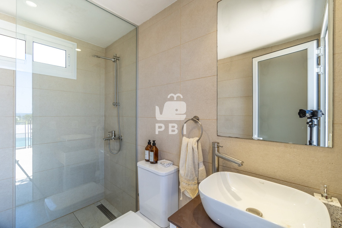 Q2FzYSBlbiB2ZW50YSBlbiBMYXMgR3J1dGFzLCBQdW50YSBCYWxsZW5hICAtIFJlZiA6IFBCSTE1NTM0