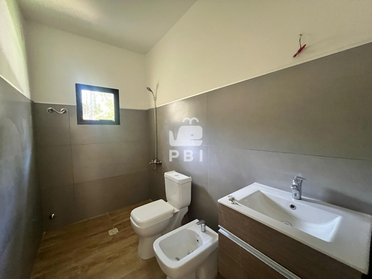 Q2FzYSBlbiB2ZW50YSBlbiBDbHViIERlbCBMYWdvLCBQdW50YSBCYWxsZW5hICAtIFJlZiA6IFBCSTE0NzAy