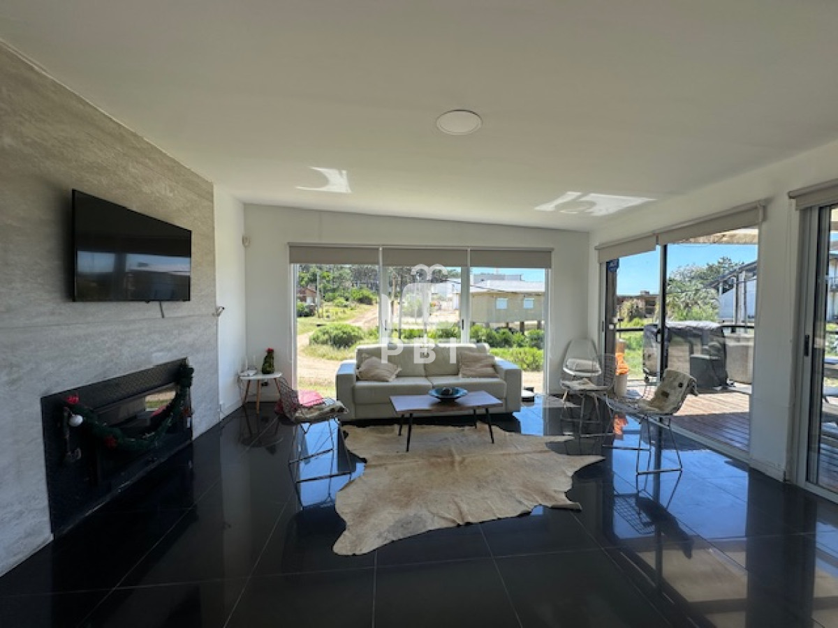 Q2FzYSBlbiB2ZW50YSBPY2VhbiBQYXJrIDIgZG9ybWl0b3Jpb3MgLSBSZWYgOiBQQkkxNTM4