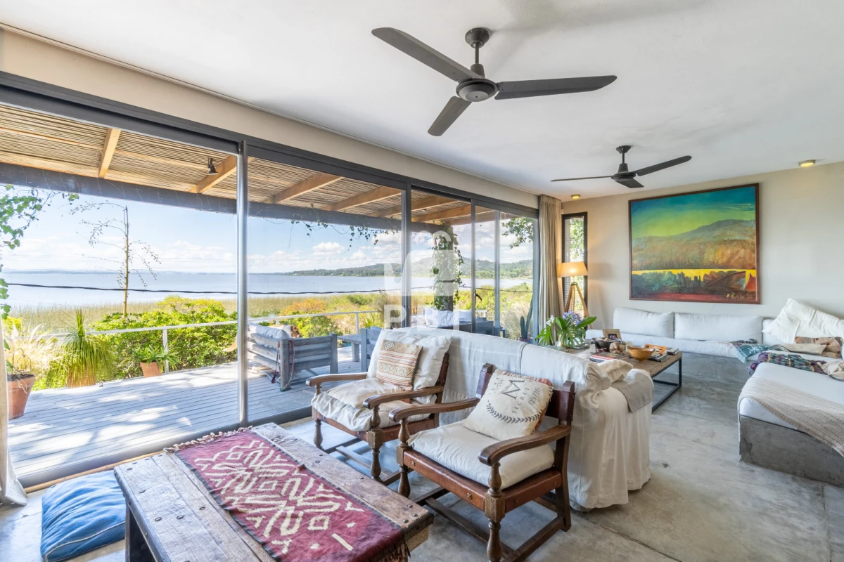 Q2FzYSBlbiB2ZW50YSBlbiBMYWd1bmEgZGVsIFNhdWNlICAtIFJlZiA6IFBCSTE1NDk2