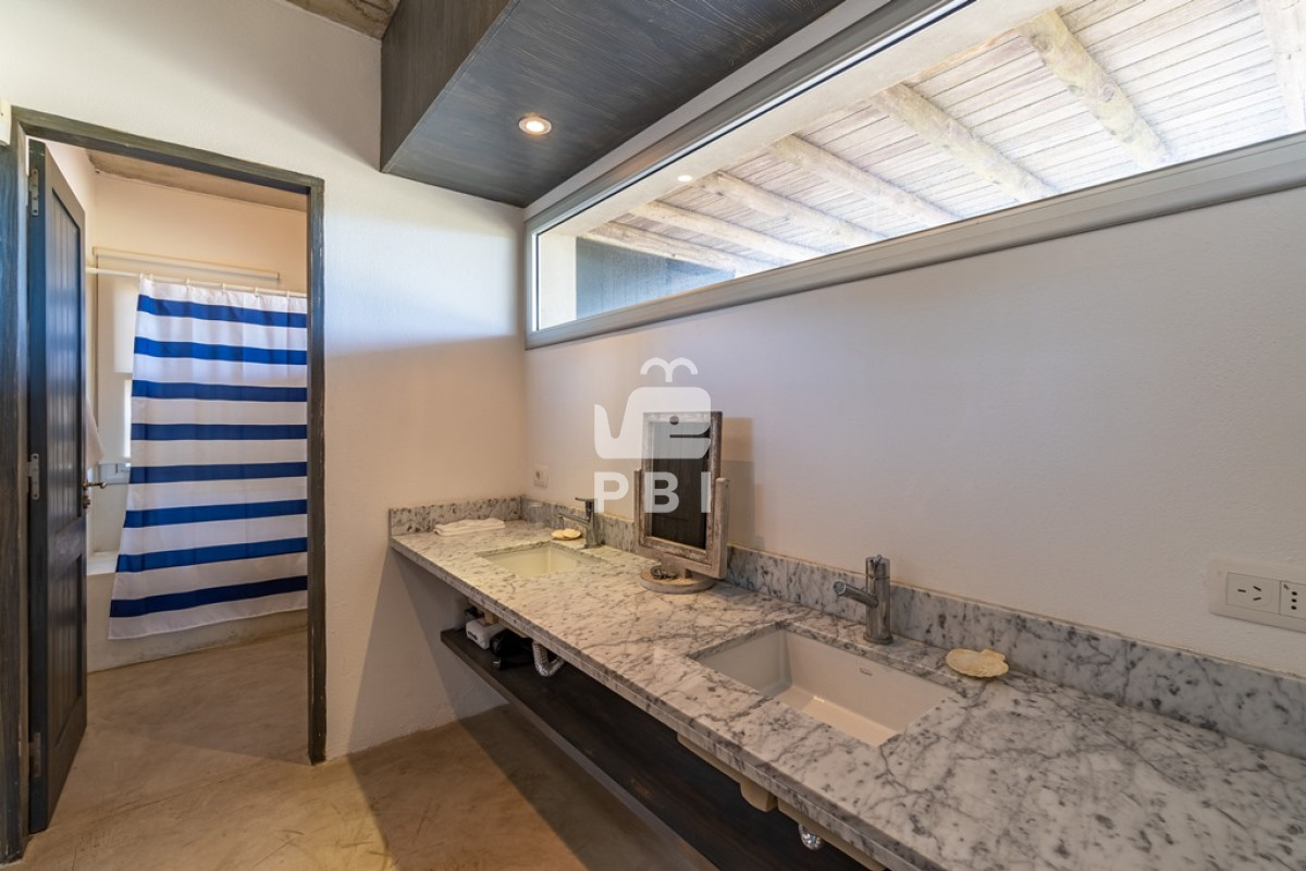 Q2FzYSA0IERPUk1JVE9SSU9TIGVuIE9jZWFuIFBhcmssIFB1bnRhIEJhbGxlbmEgLSBSZWYgOiBQQkkyNjQw