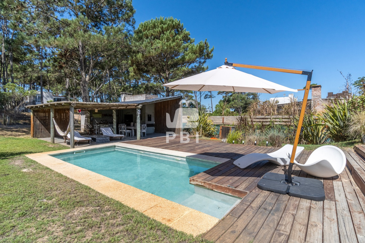 Q2FzYSBkZSA0IGRvcm1pdG9yaW9zIGVuIENoaWh1YWh1YSwgUHVudGEgQmFsbGVuYSAtIFJlZiA6IFBCSTE0Mzc3