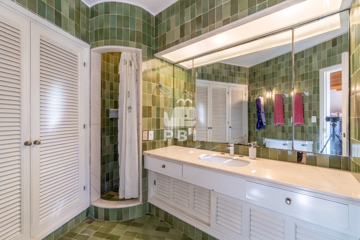 TWFnbmlmaWNhIHByb3BpZWRhZCBlbiBlbCBHb2xmICAtIFJlZiA6IFBCSTEyMDc5