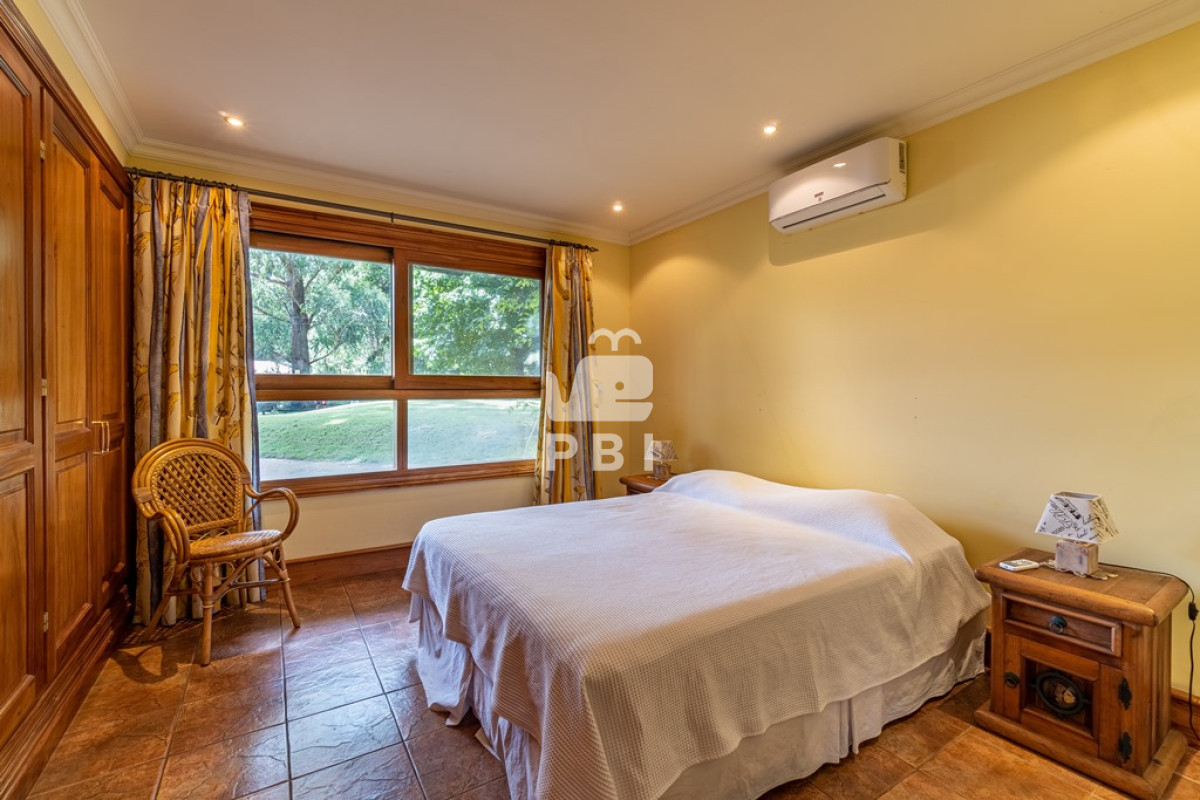 Q2FzYSBlbiBTb2xhbmEgNCBkb3JtaXRvcmlvcyAtIFJlZiA6IFBCSTY0MQ==