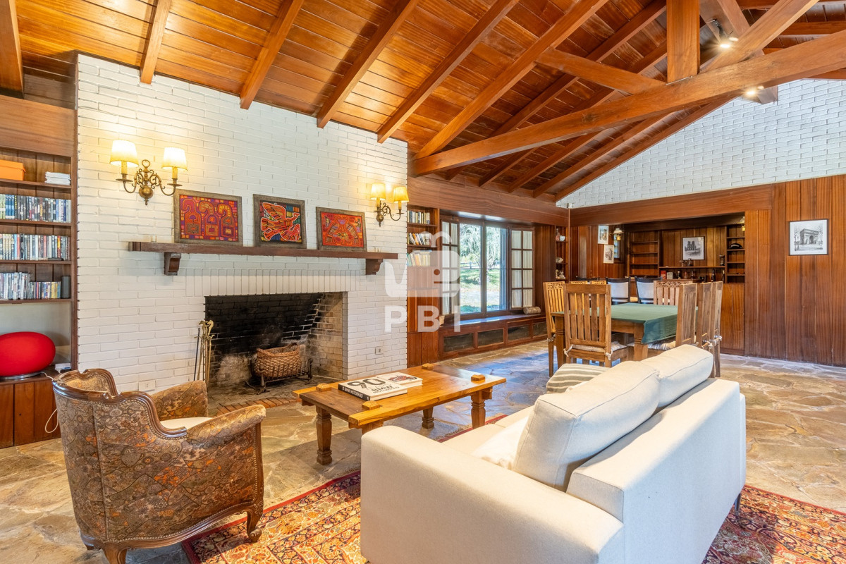 TWFnbmlmaWNhIHByb3BpZWRhZCBlbiBlbCBHb2xmICAtIFJlZiA6IFBCSTEyMDc5