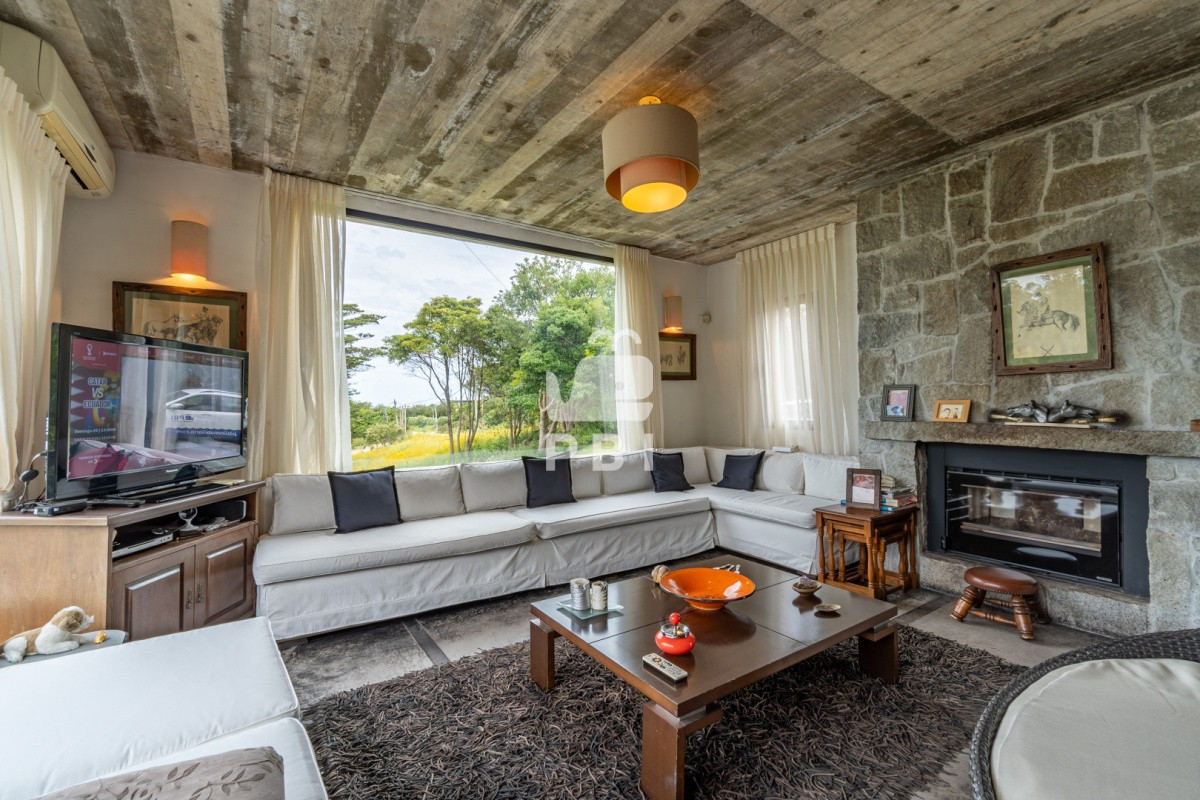 Las Grutas - GoPunta - Portal Inmobiliario de Punta del Este - Maldonado