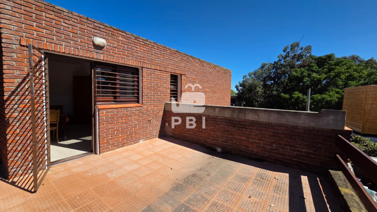 Q2FzYSAzIGRvcm1pdG9yaW9zIGVuIFB1bnRhIGRlbCBFc3RlIC0gUmVmIDogUEJJMTU3NzA=