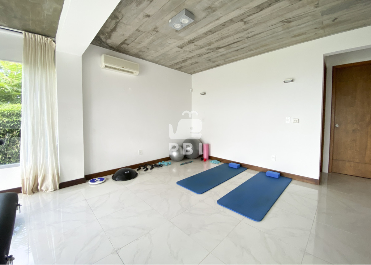 RXhjZXBjaW9uYWwgUHJvcGllZGFkIGVuIFJpbmNvbmFkYSBBbHRhIGNvbiBWaXN0YXMgSW5pZ3VhbGFibGVzIC0gUmVmIDogUEJJNzIz