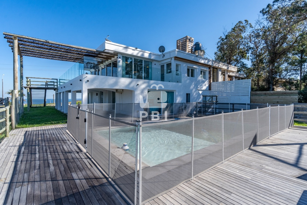 Lomo de la Ballena - GoPunta - Portal Inmobiliario de Punta del Este - Maldonado