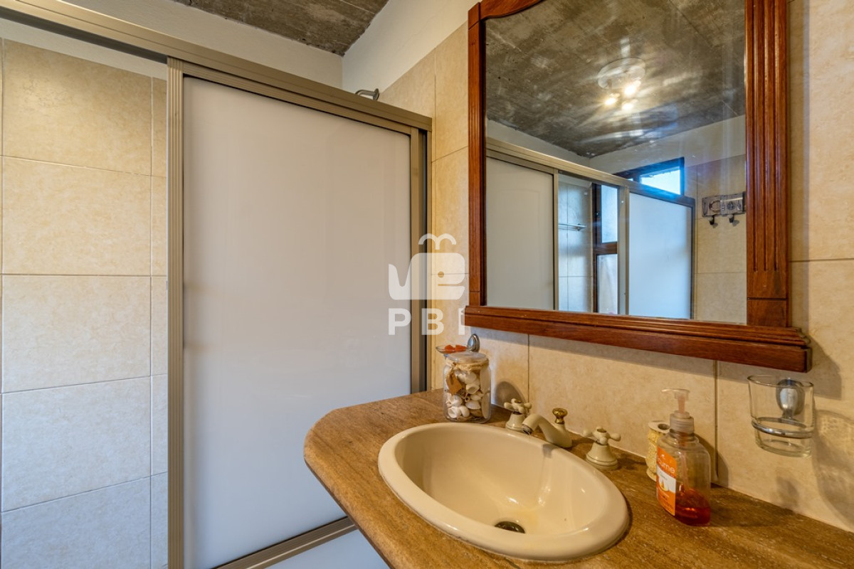 Q2FzYSAzIERPUk1JVE9SSU9TIGVuIENsdWIgZGVsIExhZ28sIFB1bnRhIEJhbGxlbmEgLSBSZWYgOiBQQkkyNjQy