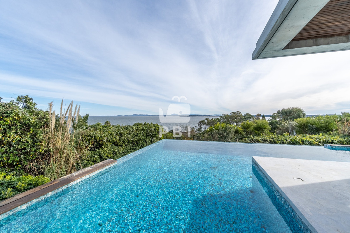 Lomo de la Ballena - GoPunta - Portal Inmobiliario de Punta del Este - Maldonado