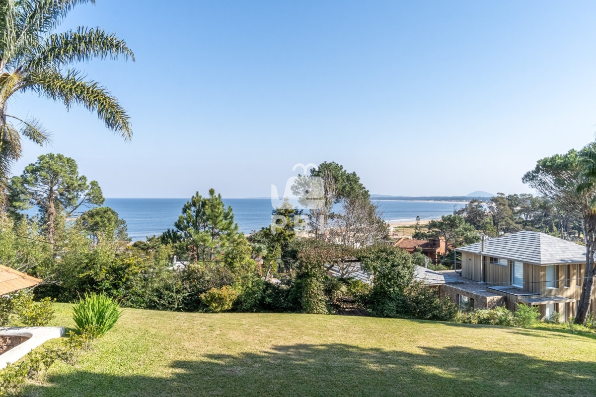 Q2FzYSBlbiB2ZW50YSAxMyBkb3JtaXRvcmlvcyBlbiBSaW5jb25hZGEgQWx0YSwgUHVudGEgQmFsbGVuYS4gLSBSZWYgOiBQQkkxMzg1OQ==