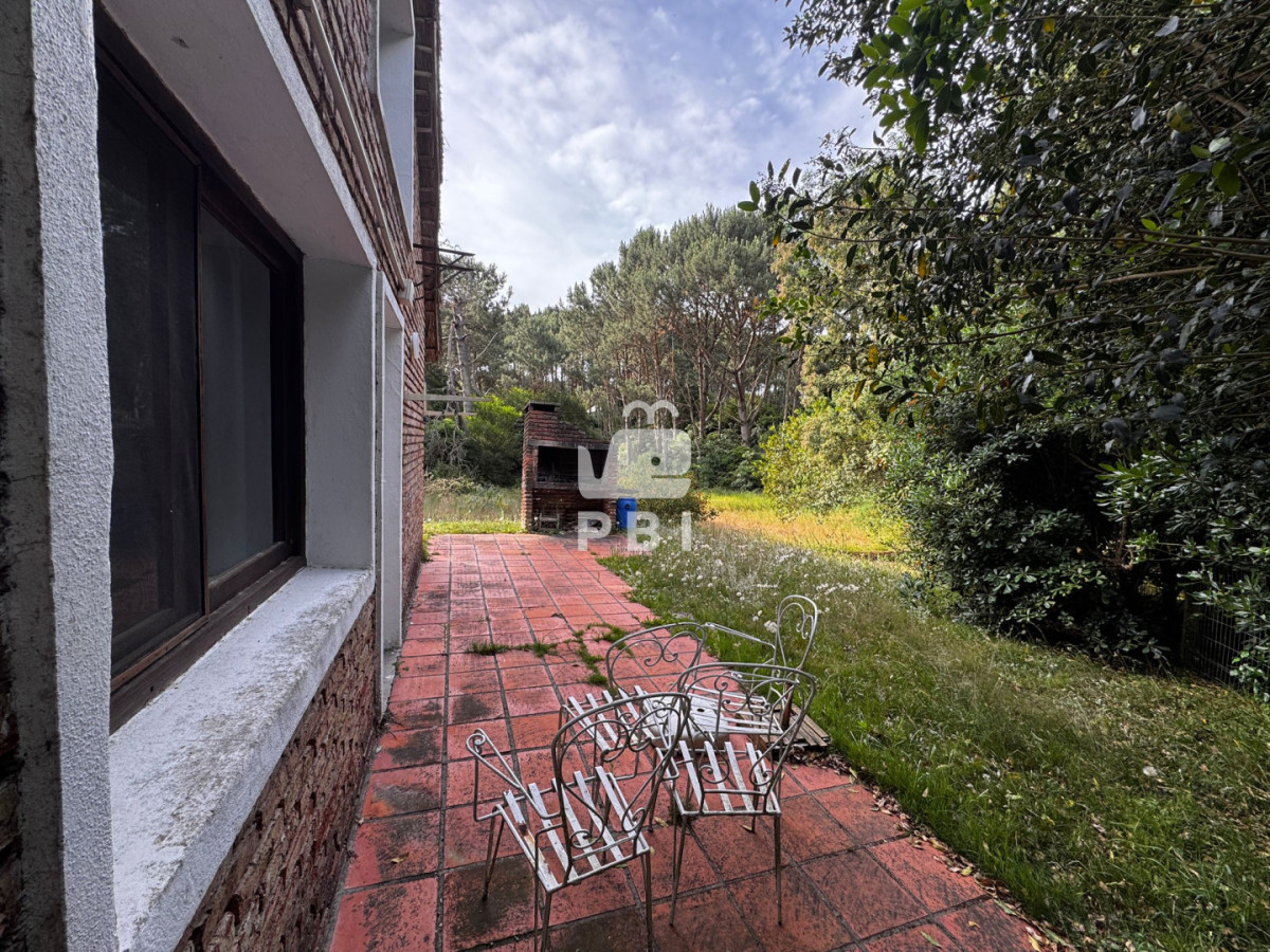 Q2FzYSBlbiBWZW50YSwgUG9ydGV6dWVsbyBCb3NxdWUgLSBSZWYgOiBQQkkxNTQyMw==