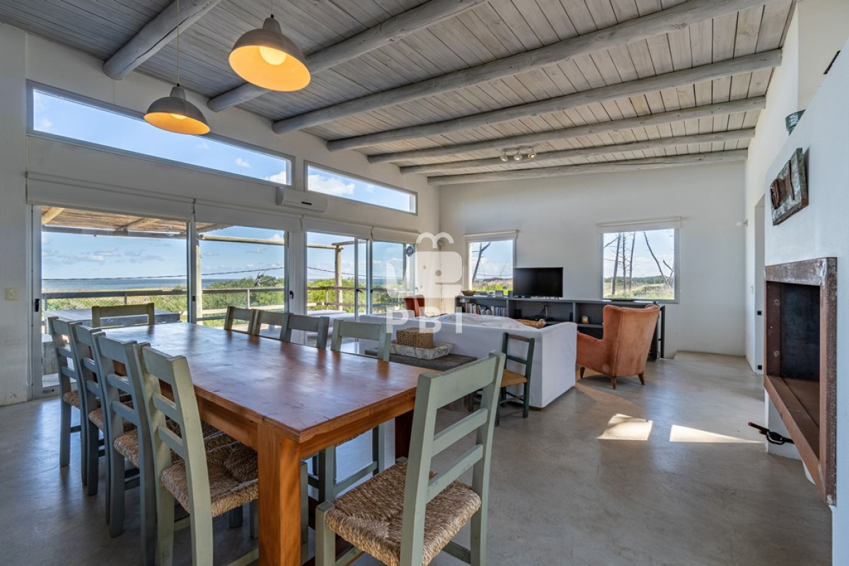 Q2FzYSA0IERPUk1JVE9SSU9TIGVuIE9jZWFuIFBhcmssIFB1bnRhIEJhbGxlbmEgLSBSZWYgOiBQQkkyNjQw