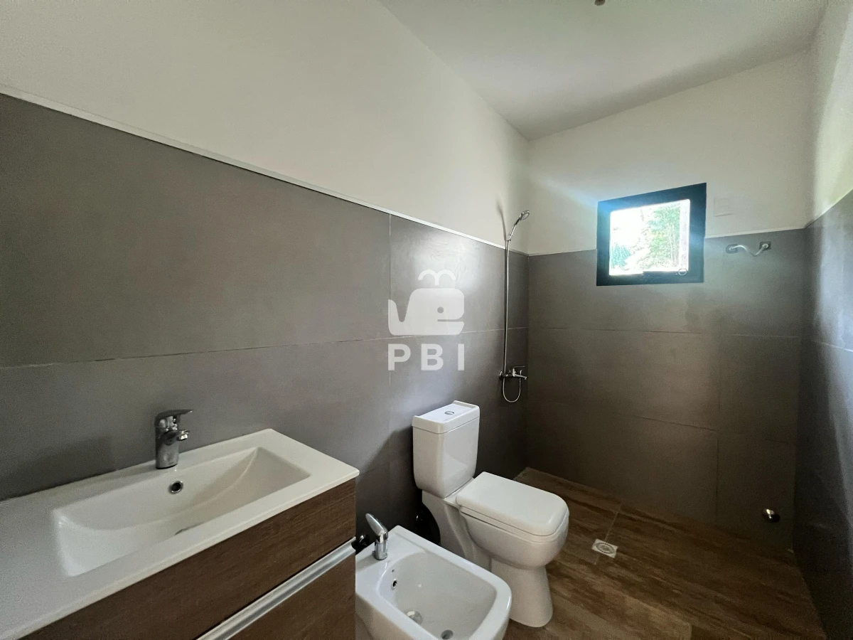 Q2FzYSBlbiB2ZW50YSBlbiBDbHViIERlbCBMYWdvLCBQdW50YSBCYWxsZW5hICAtIFJlZiA6IFBCSTE0NzAx