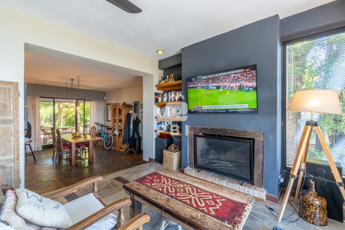 Q2FzYSBlbiB2ZW50YSBlbiBMYWd1bmEgZGVsIFNhdWNlICAtIFJlZiA6IFBCSTE1NDk2