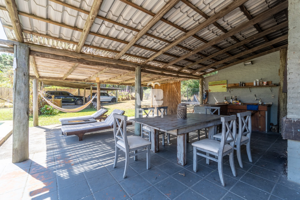 Q2FzYSBkZSA0IGRvcm1pdG9yaW9zIGVuIENoaWh1YWh1YSwgUHVudGEgQmFsbGVuYSAtIFJlZiA6IFBCSTE0Mzc3