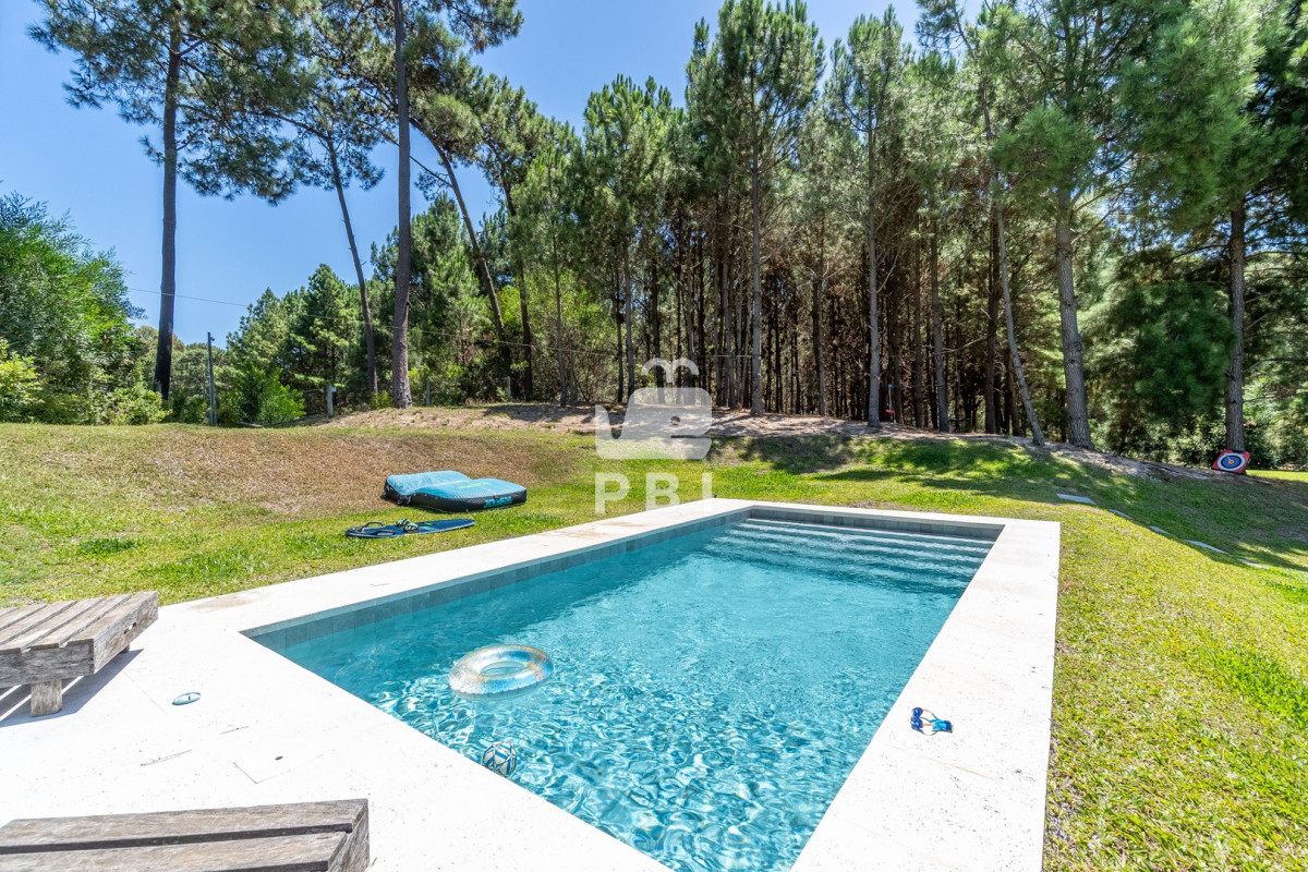 Q2FzYSBlbiB2ZW50YSBlbiBBY3JlcyBkZSBTb2xhbmFzLCBQdW50YSBCYWxsZW5hICAtIFJlZiA6IFBCSTE1NjU2