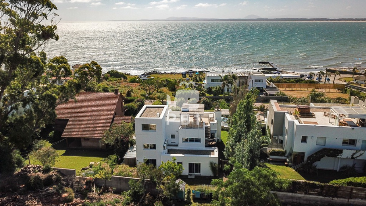 Lomo de la Ballena - GoPunta - Portal Inmobiliario de Punta del Este - Maldonado