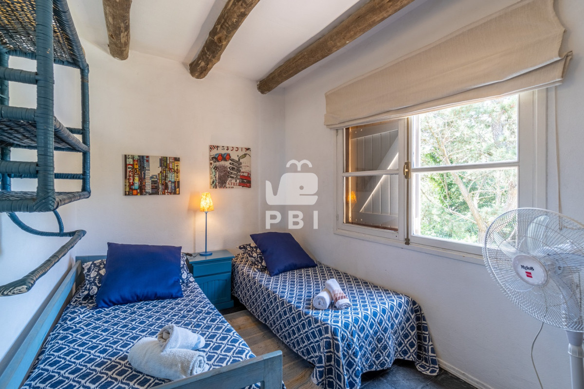 Q2FzYSBlbiBUaW8gVG9tIDQgZG9ybWl0b3Jpb3MgLSBSZWYgOiBQQkk1NDA=