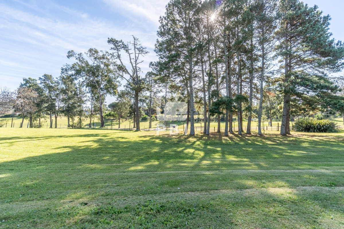 TWFnbmlmaWNhIHByb3BpZWRhZCBlbiBlbCBHb2xmICAtIFJlZiA6IFBCSTEyMDc5